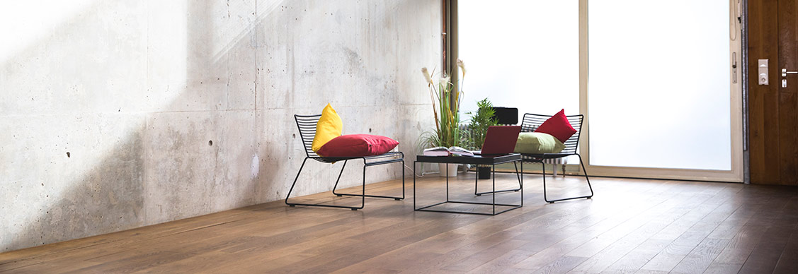table and chairs