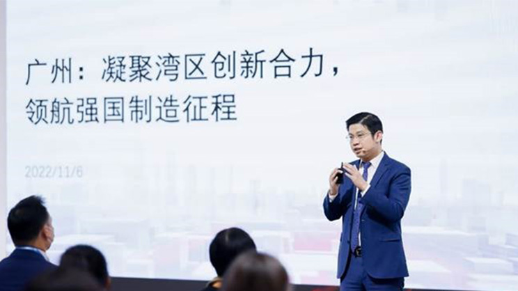 Yao Yaozuo, Director of Research at JLL China, shared themes