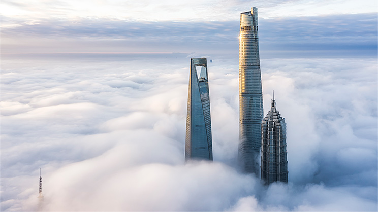 Shanghai Tower with cloud view