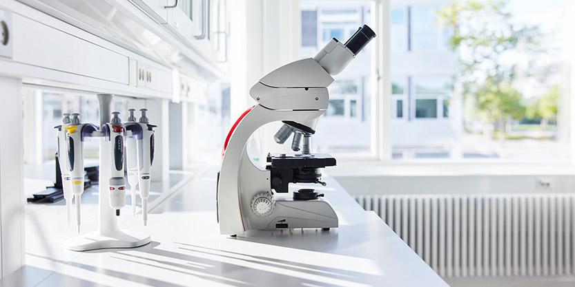 Microscope